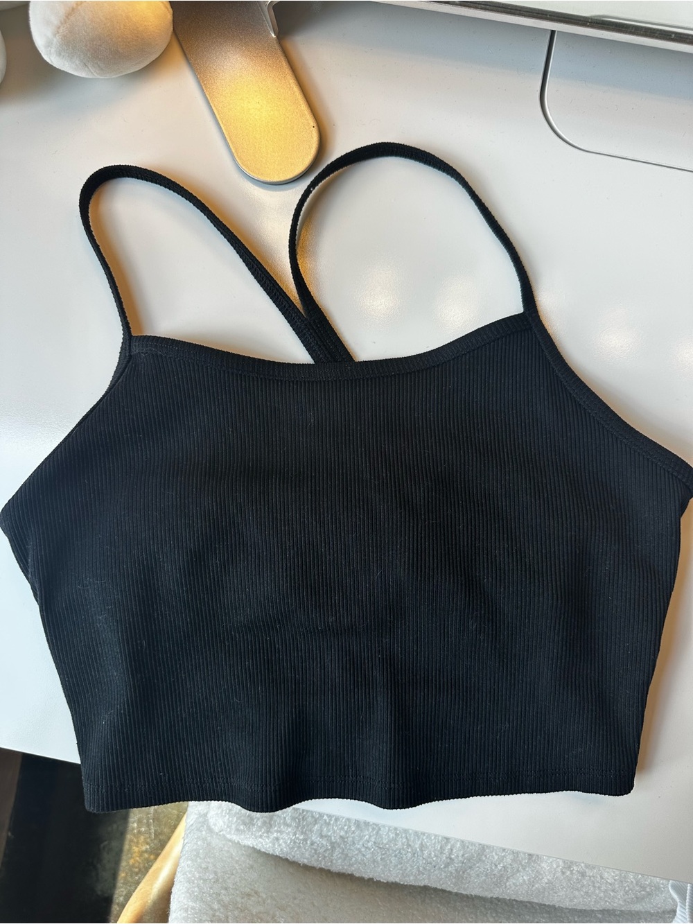 ALO Bundle Ribbed Crop Tanks - Picture 2 of 6